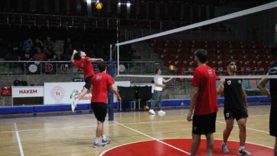 Türkiye Erkekler Voleybol 1. Ligi’nde mücadele eden Düzce Belediyesi Spor
