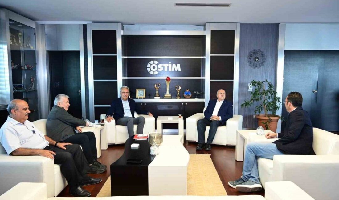 STSO’dan Sivas’a ivme kazandıracak yatırım diplomasisi STSO Başkanı Zeki Özdemir, “Sivas, raylı sistemler başta olmak üzere