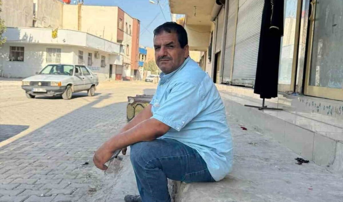 Şanlıurfa’nın Akçakale ilçesinde tadilatı yapılan eczanenin tavanının çökmesi sonucu 1