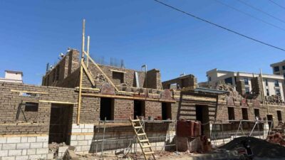 Van’ın tarihi değerlerinden biri olan Tahir Paşa Konağı’nın restorasyon çalışmalarının