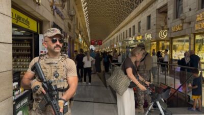 Tarihi dokusu ve yoğun ziyaretçi sayısıyla dikkat çeken Bursa Kapalıçarşı’da