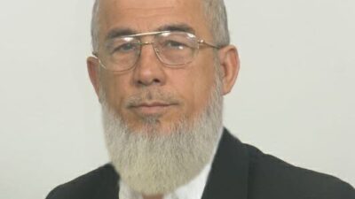 Mersin’in Tarsus ilçesinde otomobil ile çarpışan motosikletin sürücüsü hayatını kaybetti.