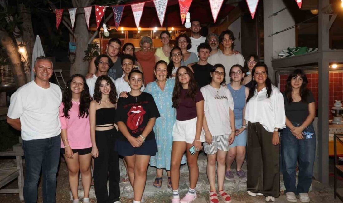 ‘Taş, Ses, Beden Atölyesi’ Muğla’da gerçekleştirildi Muğla Büyükşehir Belediyesi’nin destekleriyle Atölye Portakallık ve Talebeyiz Biz Derneği