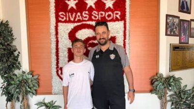 Kütahya’nın Tavşanlı ilçesi kulüplerinden Tavşanlı İdmanyurdu, altyapısından yetiştirdiği bir oyuncuyu
