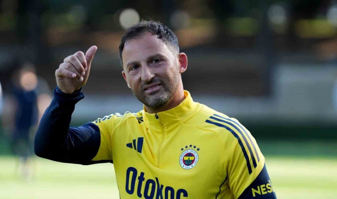 Fenerbahçe, Trabzonspor maçının hazırlıklarını yeni teknik direktörü Domenico Tedesco yönetiminde
