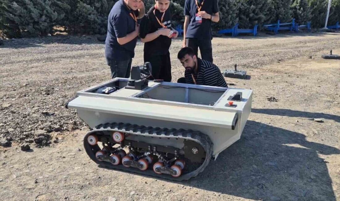 Tekirdağ’da Teknofest İKA heyecanı sürüyor Tekirdağ’ın Süleymanpaşa ilçesinde düzenlenen Teknofest İnsansız Kara Aracı (İKA) Yarışları
