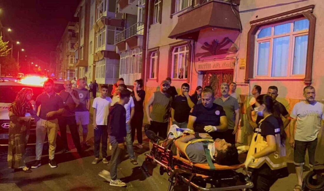 Tekirdağ Çorlu’da 3 otomobilin karıştığı zincirleme trafik kazasında 3 kişi