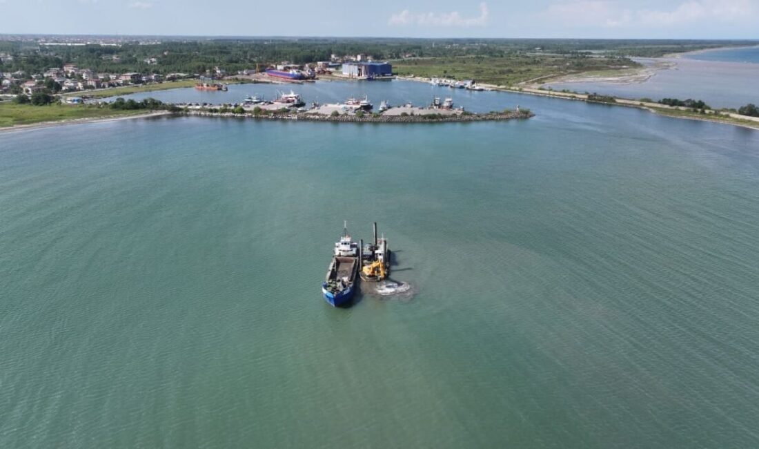 Samsun’un Terme ilçesinde 500’den fazla balıkçının kullandığı Terme Limanı’nda giriş