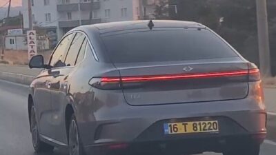 TOGG’un yeni sedan modeli T10F, Balıkesir’in Ayvalık ilçesinde seyir halinde