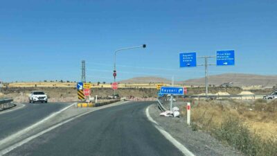 Kazaların engellenmesinin hedeflendiği Tomarza-Malatya bağlantı yolunda çalışmalar devam ediyor. Tomarza-Kayseri