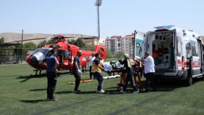 Malatya’nın Darende ilçesinde traktörden düşerek yaralanan bir kişi, ambulans helikopterle
