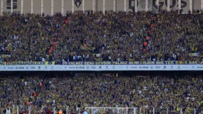 Trendyol Süper Lig’in 5. haftasında Fenerbahçe, Trabzonspor’u konuk ediyor. Mücadelenin