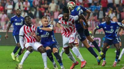 Trendyol Süper Lig’in 3. hafta erteleme maçında Samsunspor, Kasımpaşa ile