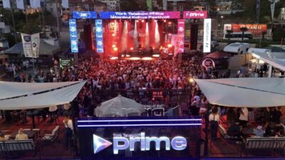 Türk Telekom Pazarlama ve Müşteri Deneyimi Genel Müdür Yardımcısı Zeynep