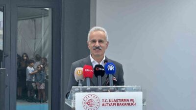 Ulaştırma ve Altyapı Bakanı Abdulkadir Uraloğlu, “2002 yılında dünyada 17’nci