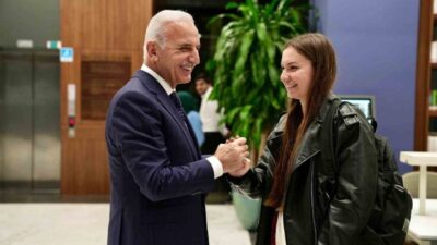 Ümraniye Belediyesi, bu yıl üniversiteyi kazanan gençler için önemli bir