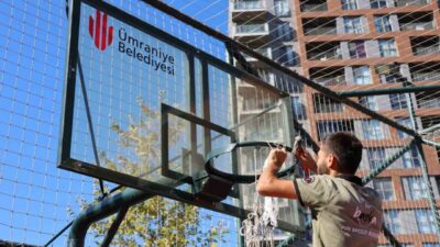 Ümraniye Belediyesi Park ve Bahçeler Müdürlüğü tarafından ilçedeki park ve