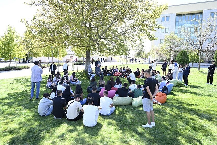 Uşak Üniversitesi yeni döneme Oryantasyon programıyla başlayacak Uşak Üniversitesi, 2025-2026 akademik yılında eğitim hayatına yeni adım atan