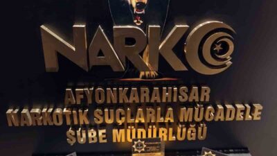 Afyonkarahisar’da polis tarafından gerçekleştirilen operasyonda uyuşturucu maddeler ile yakalanan 3