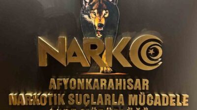 Afyonkarahisar’da ruhsatsız tabanca, hassas terazi ve uyuşturucu maddeler ile yakalanan