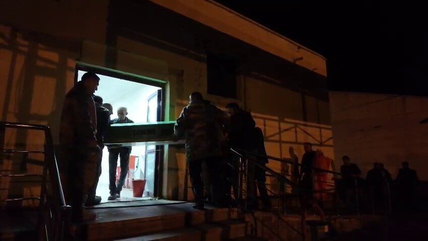 Üzerlerine düşen yıldırım, baba ve oğlunu hayattan kopardı Erzurum’da yaylada çobanlık yapan baba ve oğul üzerlerine yıldırım düşmesi