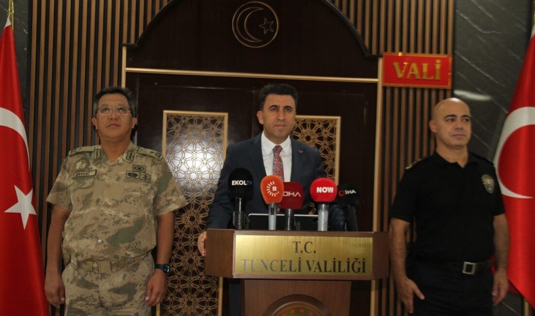 Tunceli Valiliği tarafından asayiş ve güvenlik bilgilendirme toplantısı düzenlenerek kentte