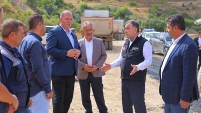 Bayburt Valisi Mustafa Eldivan, köylerde yürütülen altyapı ve yol çalışmalarını