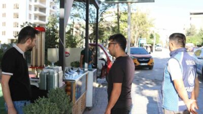 Van Büyükşehir Belediyesi, kent merkezinde kaldırımları, engelli ve araç yollarını