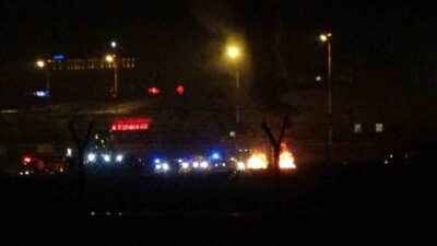 Van Ferit Melen Havalimanı’nda akşam saatlerinde gerçekleştirilen yangın tatbikatı, gerçeği