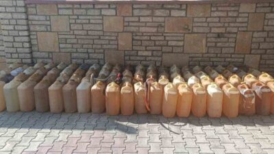 Van’da polis ekiplerince yürütülen operasyonlarda gümrük kaçağı malzemeler ele geçirildi.