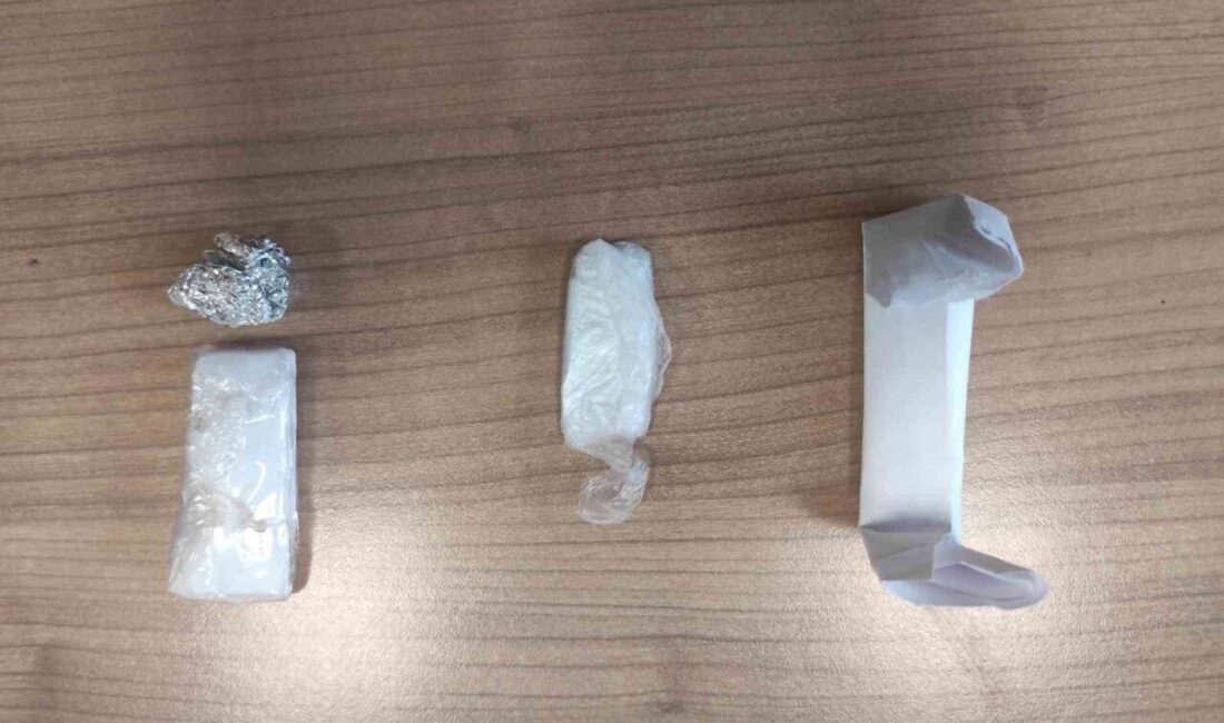 Van’da ‘torbacı’ diye tabir edilen sokak satıcılarına yönelik düzenlenen operasyonda