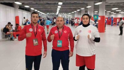 Vanlı sporcular Ahmet Pekel ve Şeyma Düztaş, İngiltere’nin Liverpool kentinde