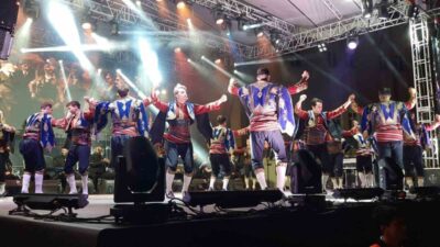 Samsun’un Vezirköprü ilçesinde düzenlenen “Gençlik Konseri 2025”, Ankara Modern Dans