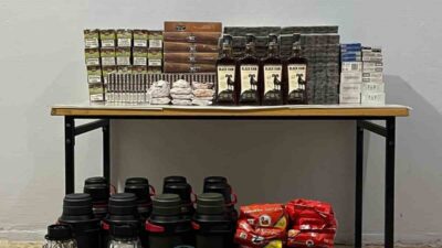 Şanlıurfa’nın Viranşehir ilçesinde jandarma ekipleri tarafından gerçekleştirilen operasyonda kaçak sigara,