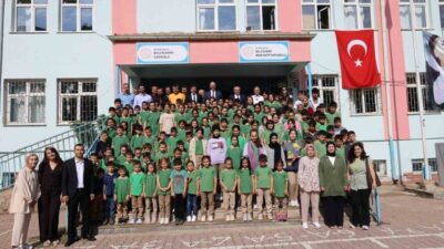 ‘Her çocuğumuz bir fidan, ilk dersimiz Yeşil Vatan’ mottosuyla başlayan