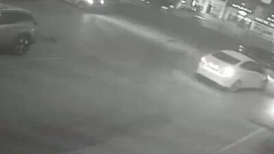 Yalova’da, Altınova Belediye Başkanlığına ait makam aracının başka bir otomobille