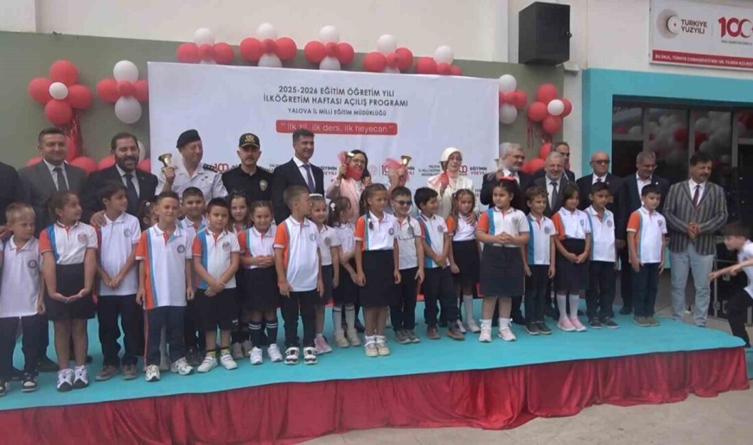 Yalova’da yeni eğitim yılının ilk ders zili törenle çaldı Yalova’da 2025-2026 eğitim ve öğretim yılının ilk ders zili 3