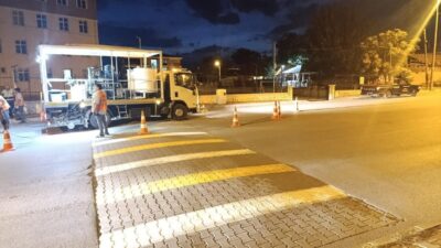 Erzincan’da Zabıta Müdürlüğü ekipleri, yaya ve araç güvenliğini artırmak amacıyla