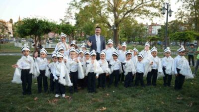 Bursa’da 10. Uluslararası Altın Biber Festivali kapsamında 27 çocuğun toplu