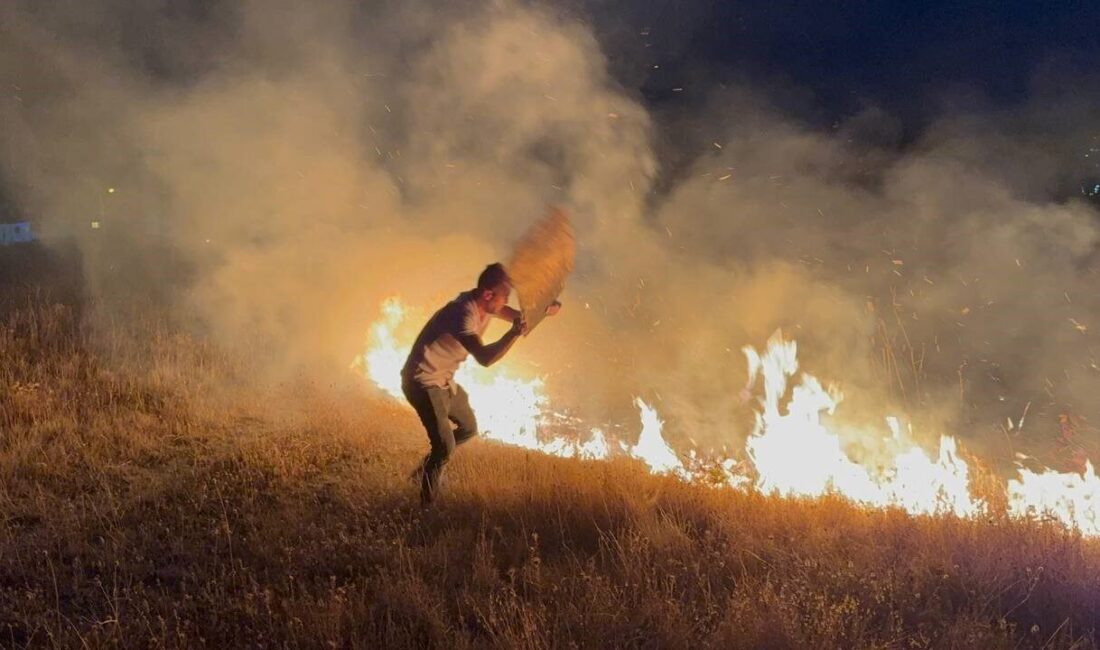 Yerleşim yeri yakınında çıkan anız yangını paniğe neden oldu Karabük’te yerleşim yerine yakın alanda çıkan anız yangını paniğe neden