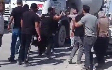 Hatay’da trafikte yaşanan yol verme tartışmasında sinirlenen adam beton mikserini