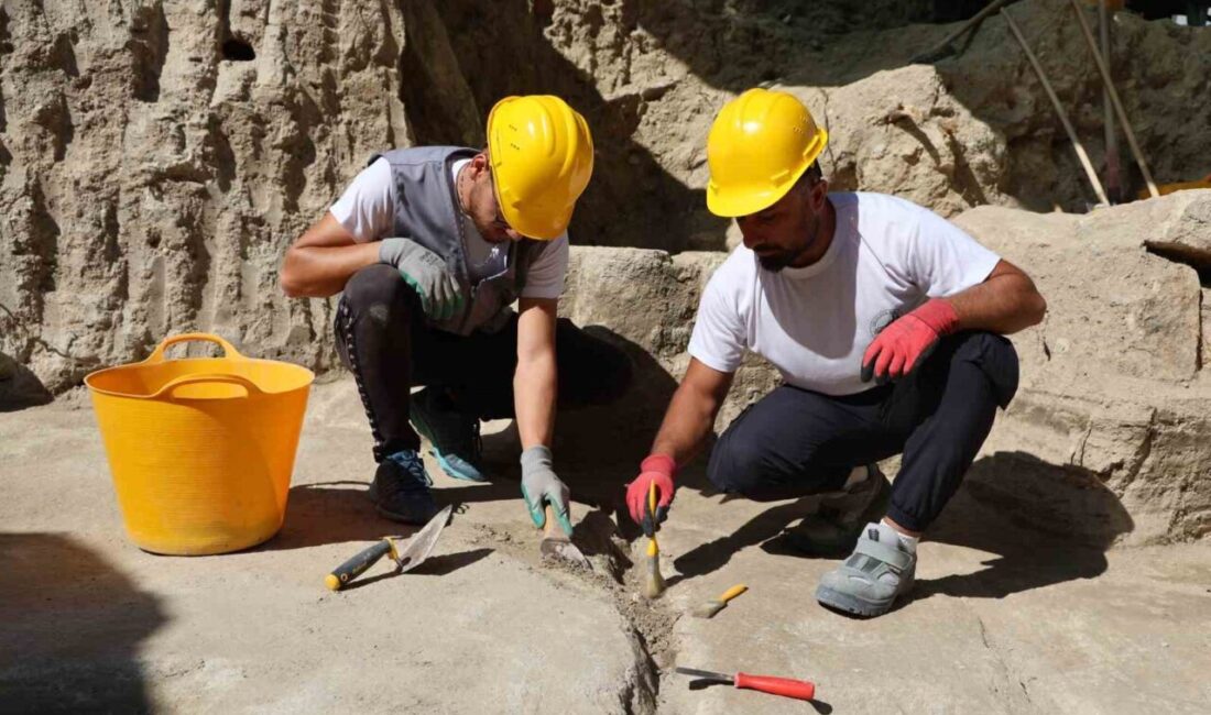 Nevşehir’de 2022 yılında trafiğe kapatılan yolun altından 5. yüzyıla uzanan