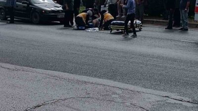 Bolu’da D-100 kara yolunda bir otomobil, yolun karşısına geçmeye çalışan