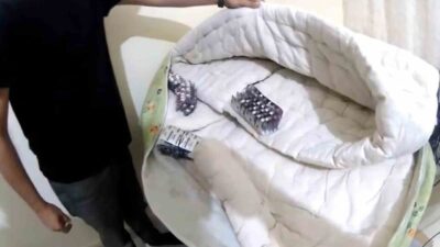 Kırıkkale’de jandarma ekiplerince düzenlenen operasyonda, evde yapılan aramada yorgan arasına