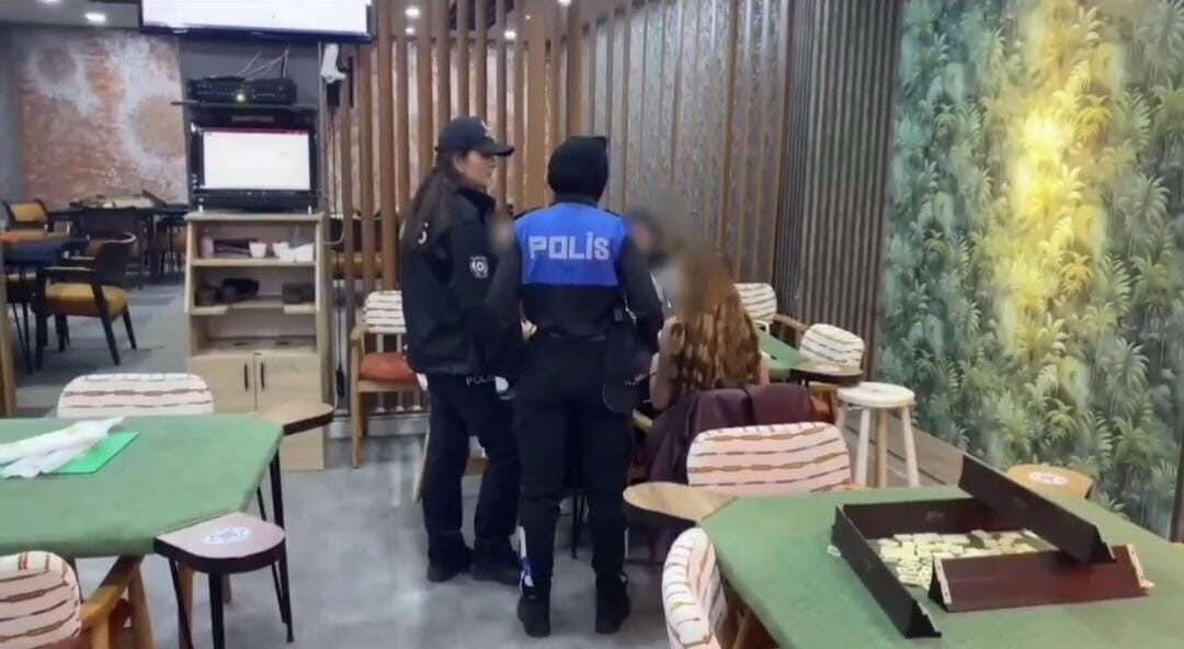 Yozgat Emniyet Müdürlüğü ekiplerinin düzenlediği uygulamada trafikten genel asayişe kapsamlı