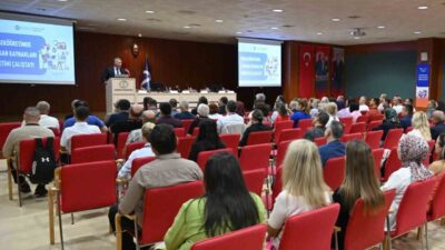 Eskişehir Anadolu Üniversitesi’nde 29 farklı şehirden 65 insan kaynakları yöneticisinin