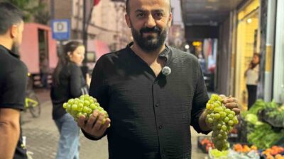 Hakkari’nin Şemdinli ilçesinde yetiştirilen yerli üzümler, Yüksekova pazar tezgâhlarında 59