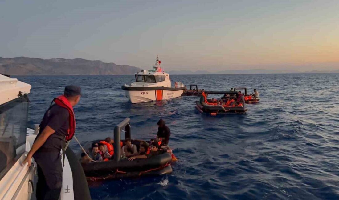 Yunanistan can salları içinde 18’i çocuk 74 düzensiz göçmeni ölüme itti Muğla’nın Marmaris ilçesi açıklarında Yunanistan sahil güvenlik unsurları tarafından Türk