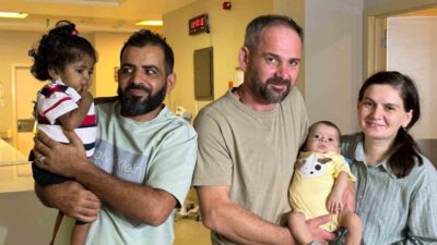 Karaciğerlerinde hastalık bulunan Libyalı ve Gürcü iki bebek, Türk hekimlerin