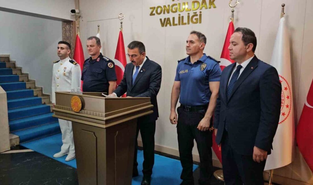 Zonguldak’ta 42 kaçak ocak kapatıldı: 37,5 ton kömür ele geçirildi Zonguldak Valisi Osman Hacıbektaşoğlu, kentte yürütülen denetimler ve orman yangınlarıyla